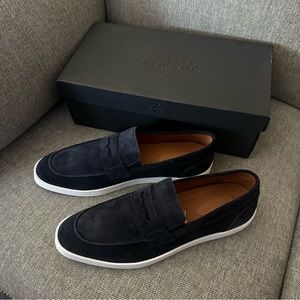 Allen Edmonds Men's Randolph SNK Penny Loafer in Navy